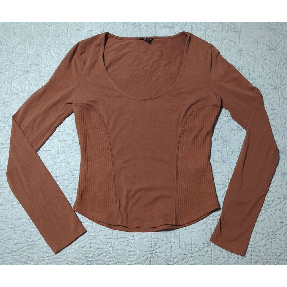 Guess Womens Brown Long Sleeve Top Mixed Ribbed Texture Wide Scoop Neckline Sz M